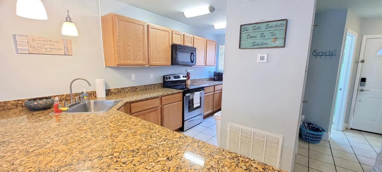 Seaside Gem Apartment Biloxi Bagian luar foto