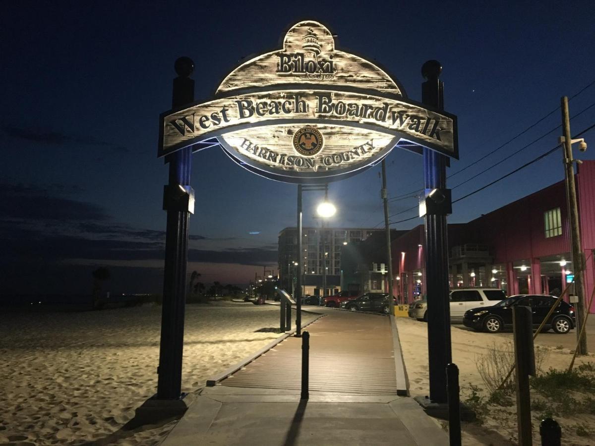 Seaside Gem Apartment Biloxi Bagian luar foto